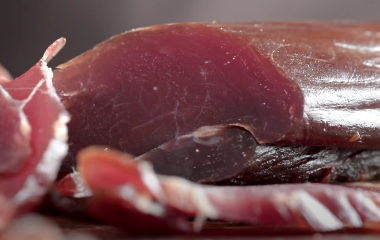 Рецепт: Филеечка сырокопченая