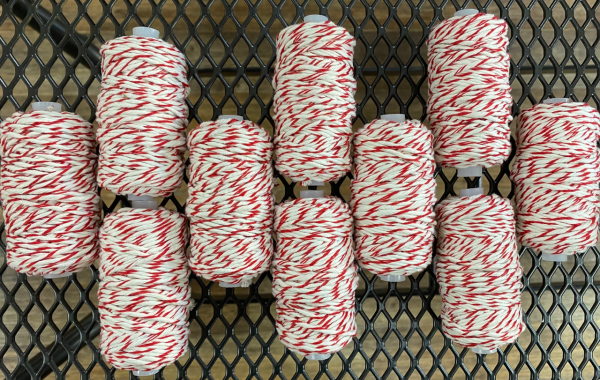 Шпагат х/б бело-красный, 50м катушка